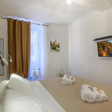 La Via Del Mare - Apartment