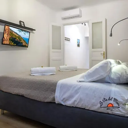 La Via Del Mare - Apartment *